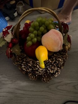 Fruit basket