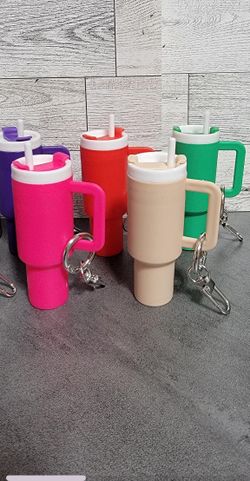 Lipstick Cup Holder Keychain 