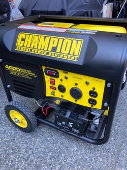 Generator - Champion 3500W, remote starter