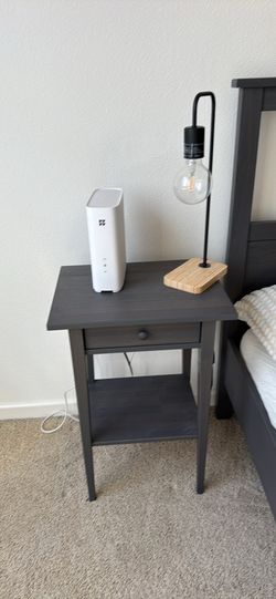 2 side bed tables