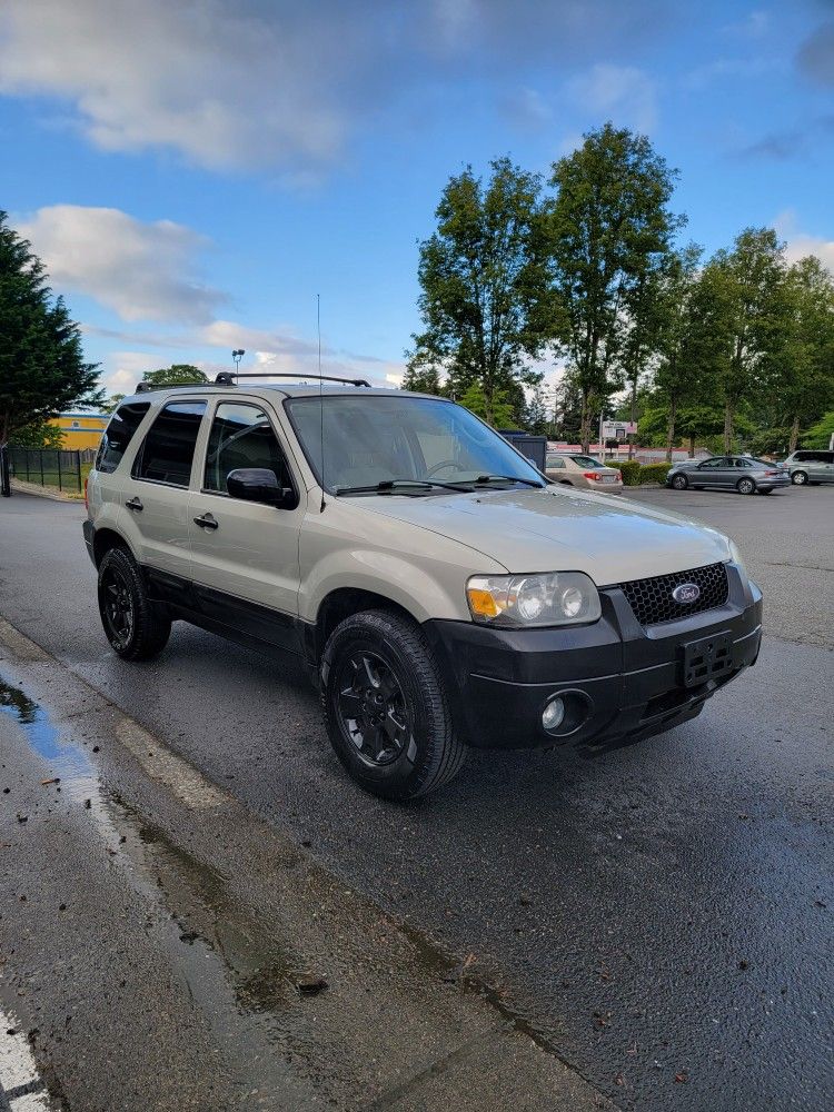 2005 Ford Escape