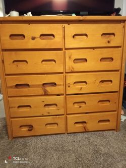 Dresser