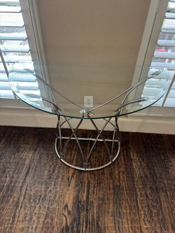 Modern Glass Console Table – Half-Moon Design