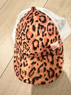Little girls Billabong hat for sale!