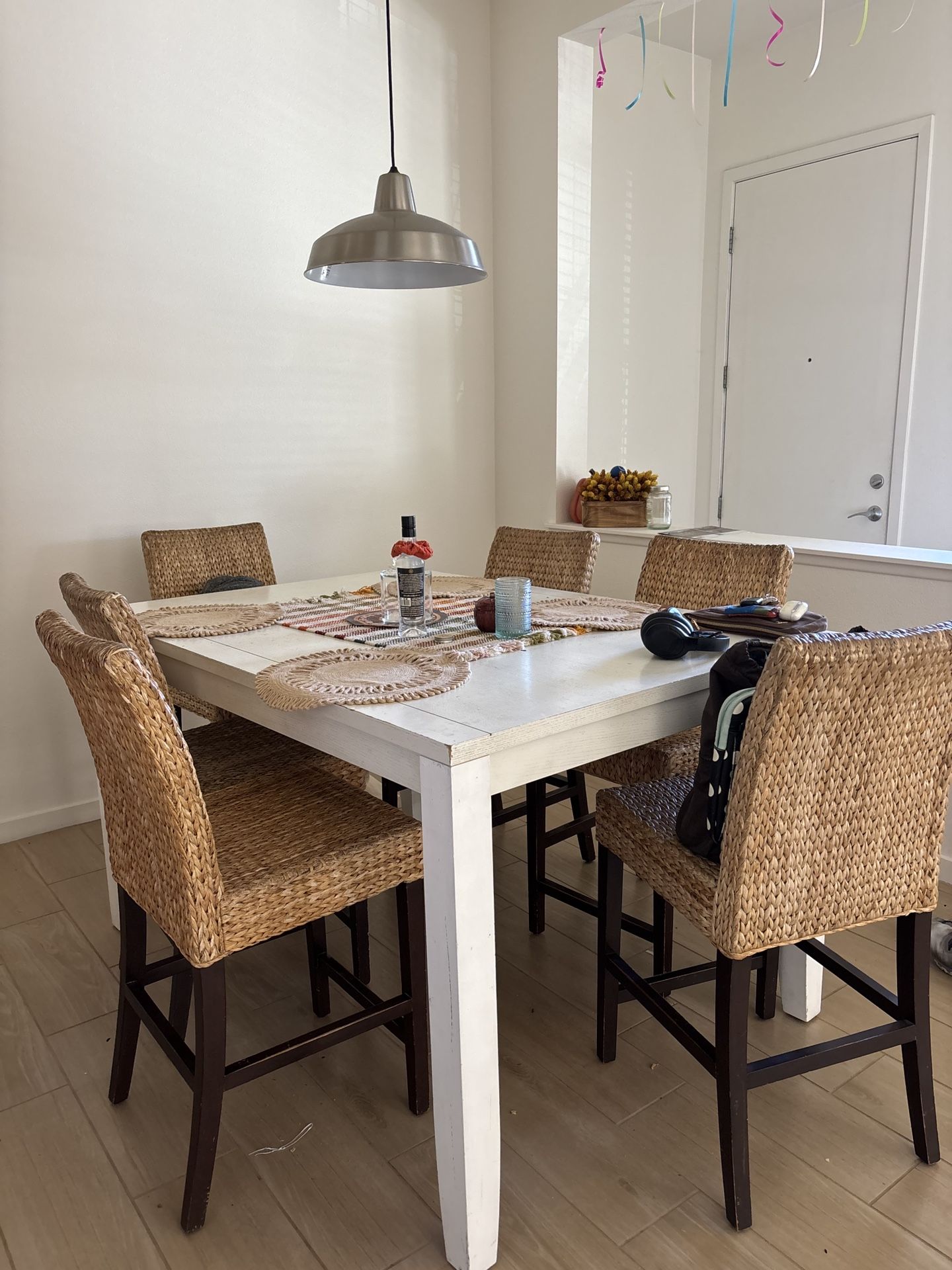 Dining Table And 6 Chairs