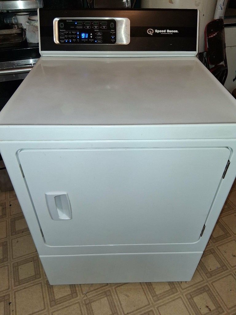 Speed Queen ELECTRIC dryer