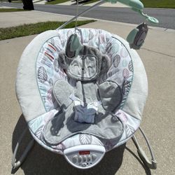 Fisher-Price Sweet Surroundings Monkey Deluxe Bouncer
