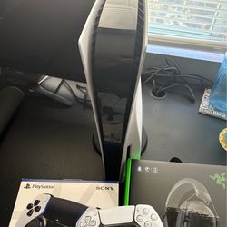 PS5 Bundle ( two controllers , headset)