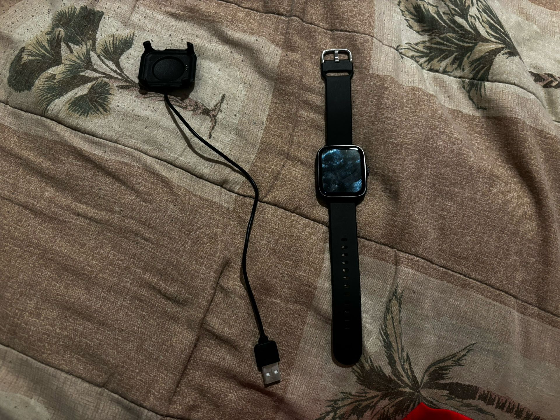 Smart Watch With Charger