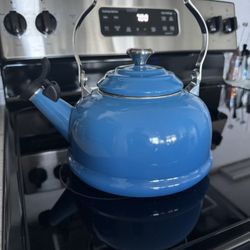 Le Creuset Enamel On Steel Whistling Tea Kettle with Metal Finishes, 1.7 qt., Marseille