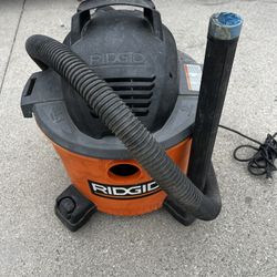Ridgid 9 Gallon Wet Dry Vacuum