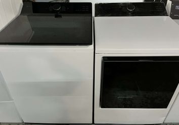 LG 5.5 Cu. Ft. Top Load Washer and 7.3 Cu. Ft. Electric Dryer Laundry Pair with Smart Pairing and Sensor Dry