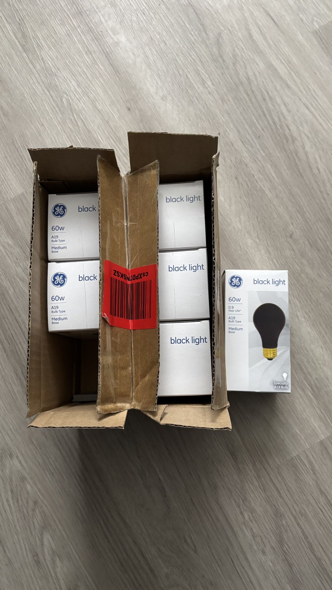 GE Black Light Bulb-whole Boxes