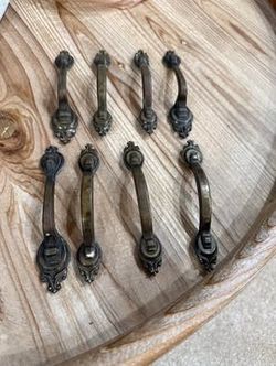 8 Antique Bronze Medal Metal Pulls for Drawer Cupboard Door Chest Handle