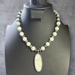 Vintage Howlite and Indigo Gabbro Beaded Necklace with Pendant