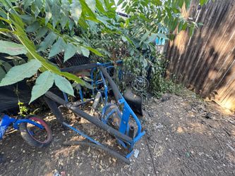 Blue Go kart