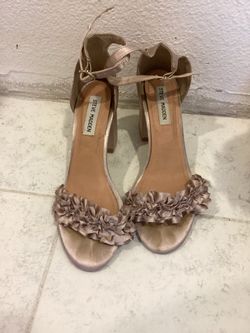 Steve Madden Blush satin heels