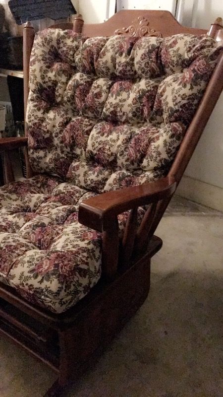 Vintage XL Wingback Oak Glider Rocker by Towne Square
