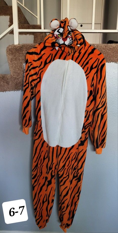 Tigger Costume