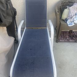 Pool Chaise Lounger 