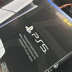 PlayStation 5 Digital Plus Extra Controller New