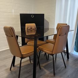 MCM Dining Table & Chairs 