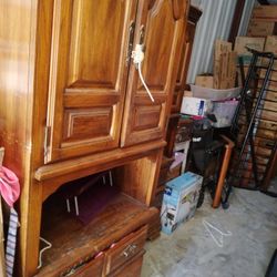 2 Wood Vanity Hutches