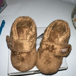 Baby UGG 