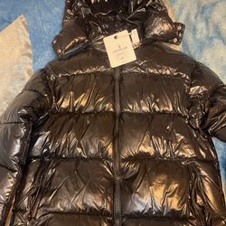 Moncler Size medium Maya