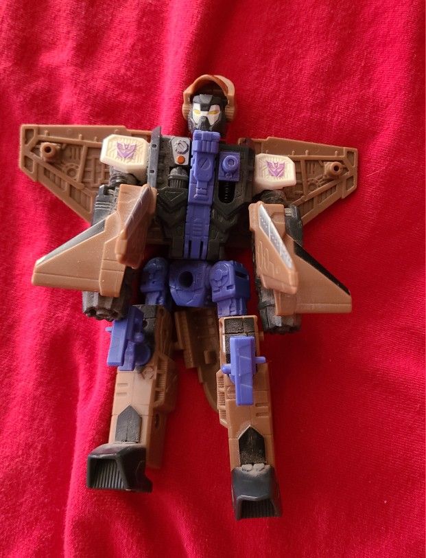 Transformer Armada Thrust Action Figure