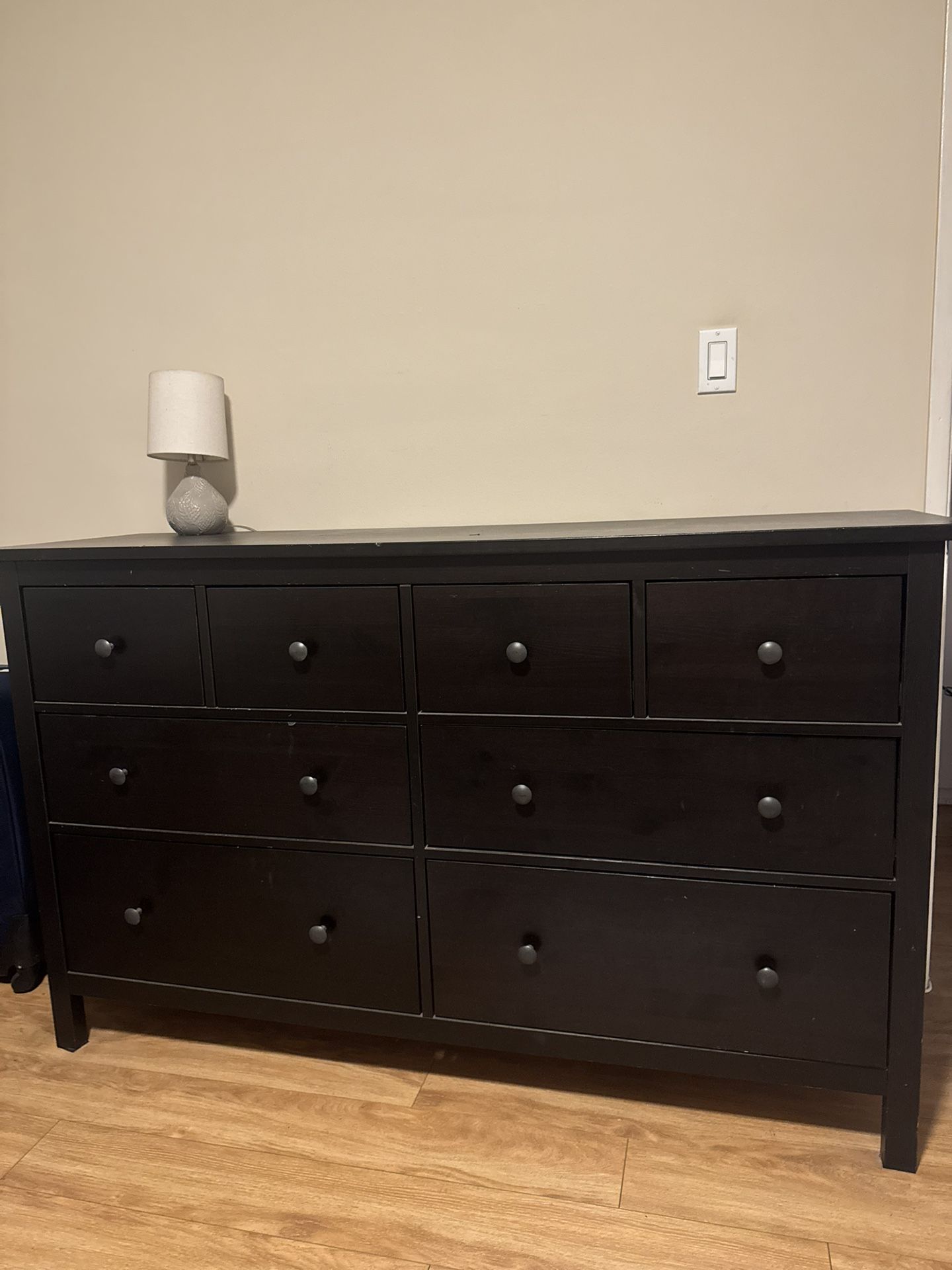 Dresser Furniture