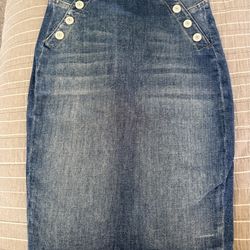 Denim skirt