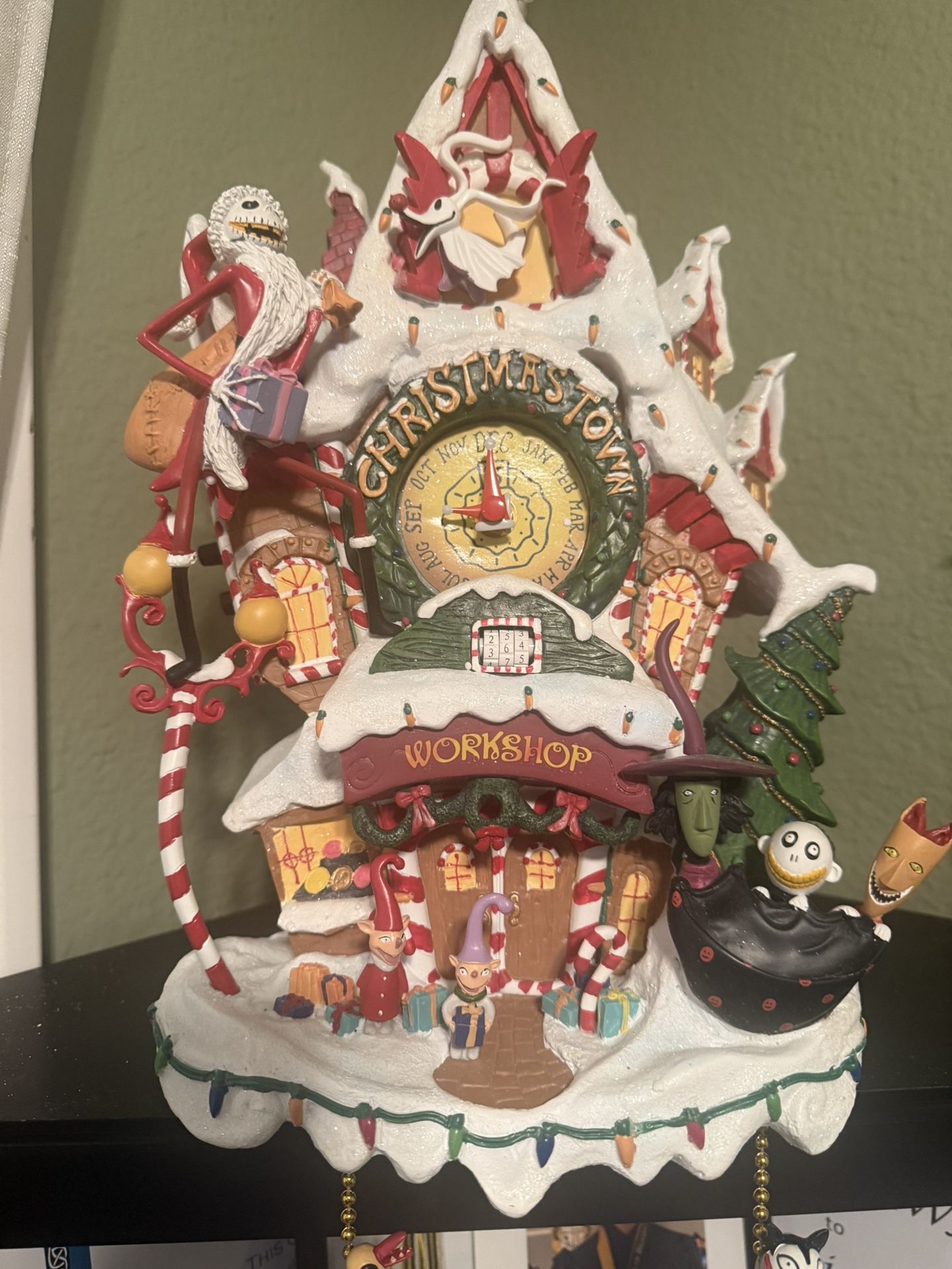 The Nightmare Before Christmas Town Cuckoo Clock VHTF