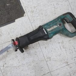 Makita 
Makita - 12 Amp Corded Reciprocating Saw
Makita - 12 Amp Corded Reciprocating Saw
Makita - 12 Amp Corded Reciprocating Saw
Makita - 12 Amp Cor