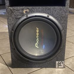 Pioneer Speaker/ Box