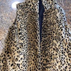 Women’s Small Reversible Vest