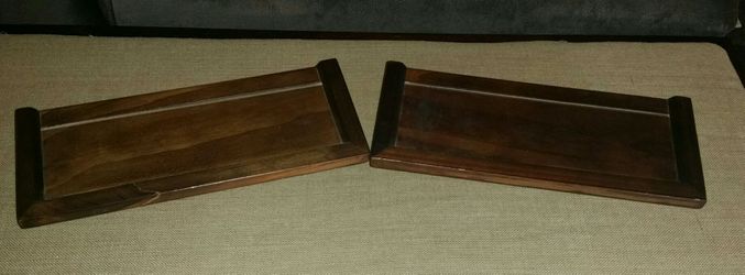Wall shelves