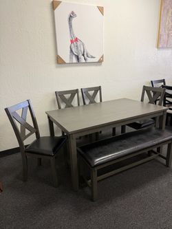 Dining set