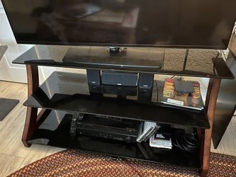 Entertainment center