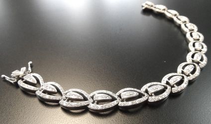 14K WHITE GOLD 3CT DIAMOND LADIES BRACELET (18.7GR)