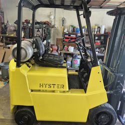 3000lb  Hyster  Forklift