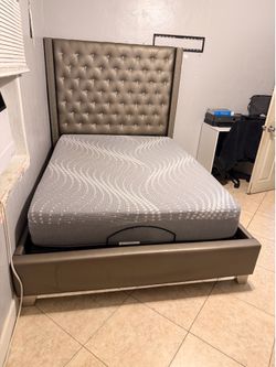 Bedroom set