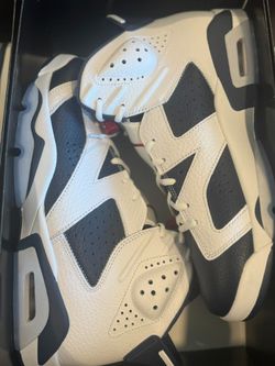 Air Jordan 6 Retro Olympic  Size 10.5