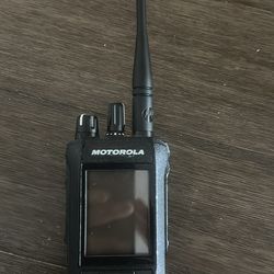Motorola r7 digital 2 way radio