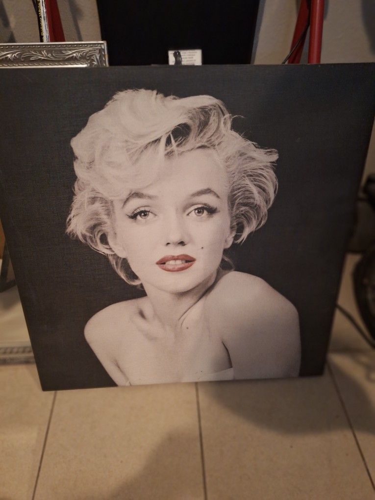 Marilyn Monroe Picture