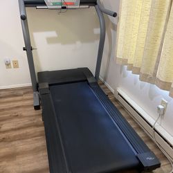 Like New Nordic Trac