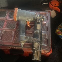 Passload Pneumatic Nailer 