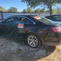 2015 Ford Taurus