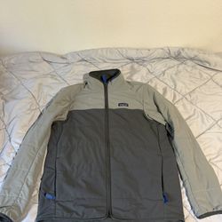 Patagonia Men's Pack In Jacket size M in great condition.