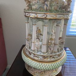 Porcelain Antique Cherubs And Playing Instruments Lamp